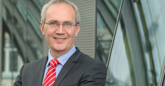 Dr. Joachim Schmalzl, geschäftsführendes Vorstandsmitglied des DSGV