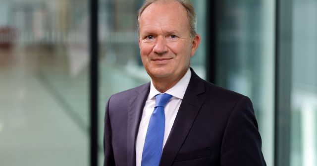 Michael Breuer, der Präsident des Rheinischen Sparkassen- und Giroverbandes