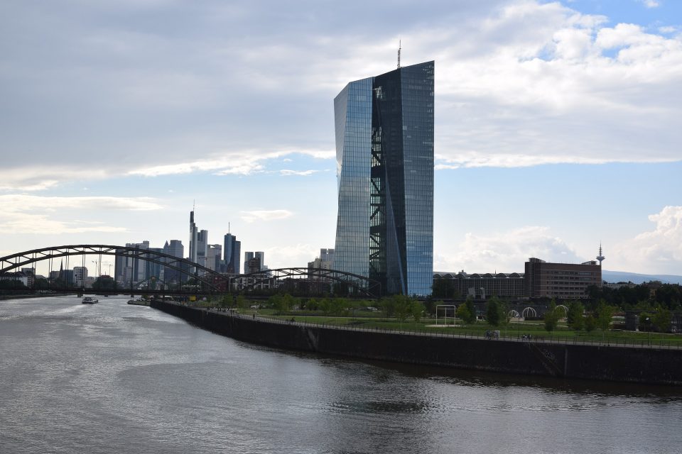 Das EZB-Gebäude in Frankfurt am Main, Deutschland