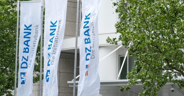 Eingang der DZ Bank in Frankfurt