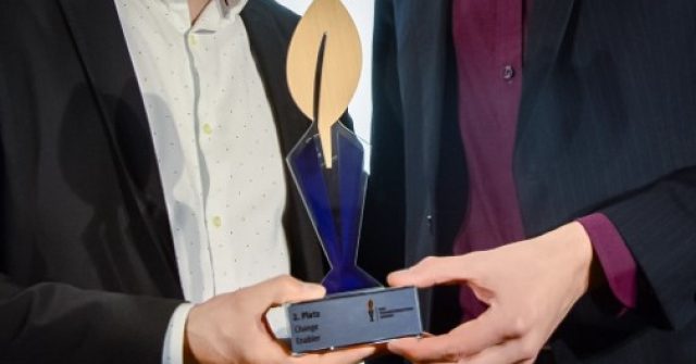 Übergabe des ESG Awards