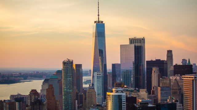 Blick auf Lower Manhattan und die Skyline des Financial District