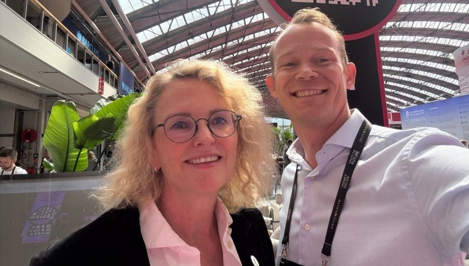 EPI-Chefin Martina Weimert und Unzer-CEO Robert Bueninck