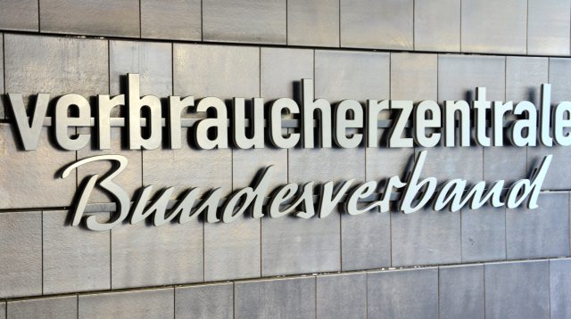 Verbraucherschützer tadeln Sparkassen spät
