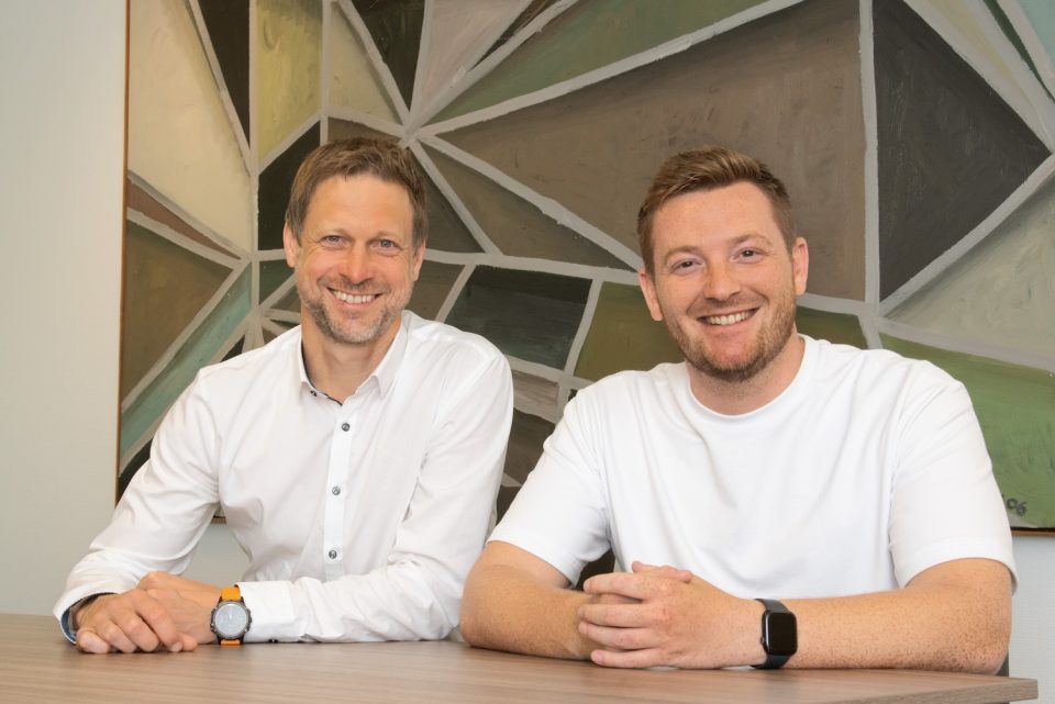 Marco Dietzen, Head of Business Development bei Hauck & Aufhäuser Fund Services Group und Chris Püllen, CEO und Mitgründer von NaroIQ