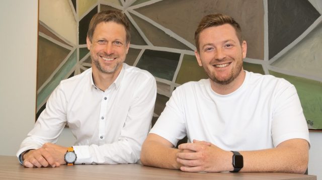 Marco Dietzen, Head of Business Development bei Hauck & Aufhäuser Fund Services Group und Chris Püllen, CEO und Mitgründer von NaroIQ