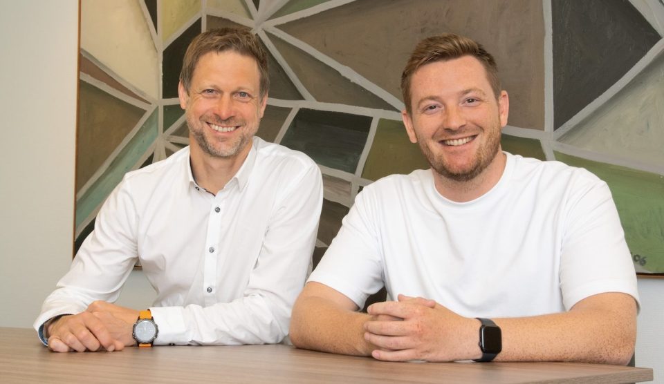 Marco Dietzen, Head of Business Development bei Hauck & Aufhäuser Fund Services Group und Chris Püllen, CEO und Mitgründer von NaroIQ