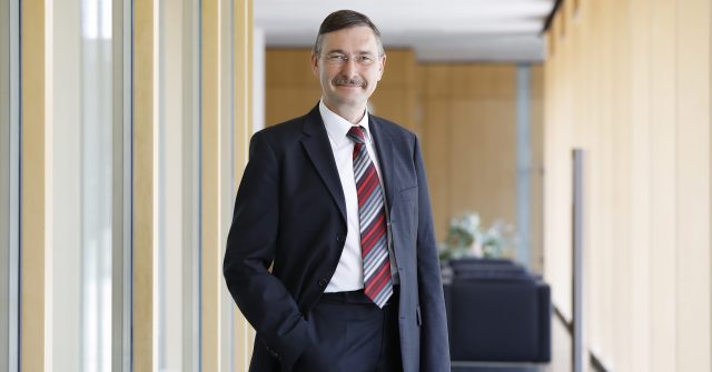 Jürgen Ellenberger, Vizepräsident des Bundesgerichtshofs und Vorsitzender des elften Zivilsenats („Bankensenats“)