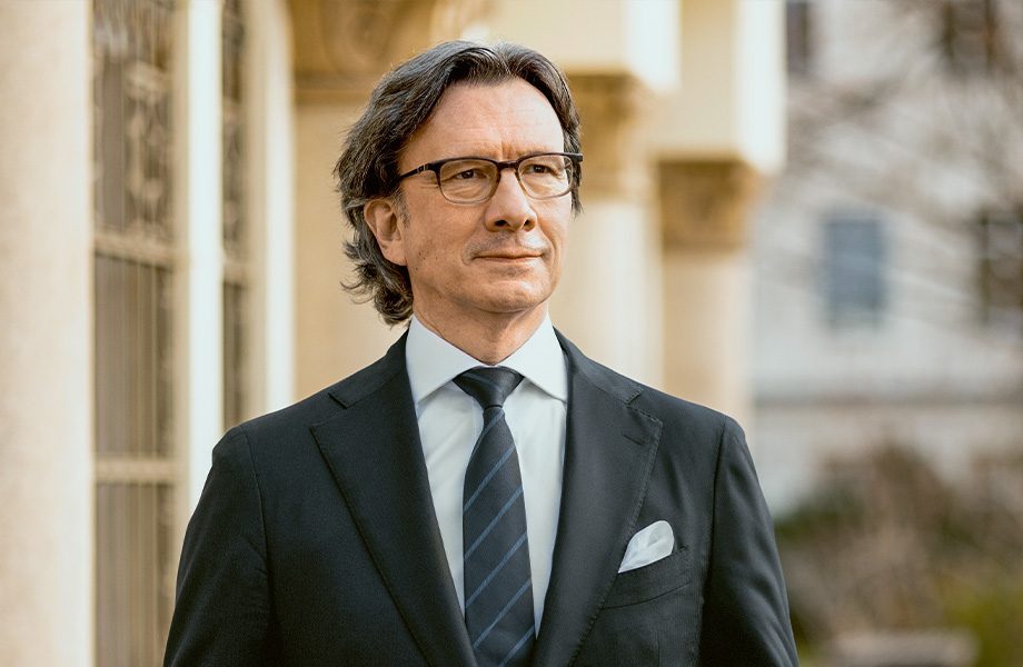 Klaus Siegers ist Vorstand der Weberbank.