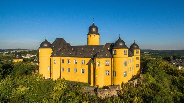 Die Akademie Deutscher Genossenschaften im Schloss Montabaur ist die Kaderschmiede der Volks- und Raiffeisenbanken.
