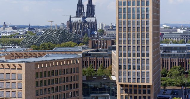 Zurich Campus in Köln. Sitz der Zurich Deutschland.