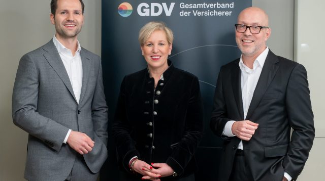 GDV-Geschäftsführung: Moritz Schumann, Anja Käfer-Rohrbach und Jörg Asmussen (v.l.n.r.).