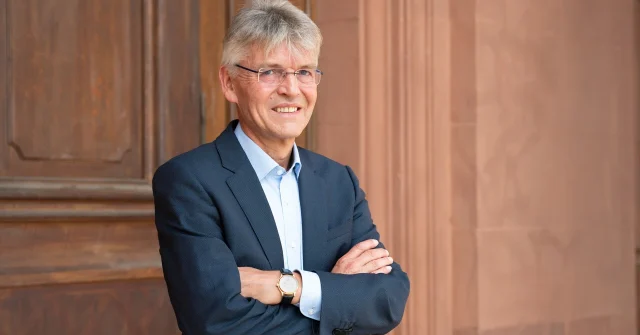 Christoph Spengel, Wirtschaftsprofessor an der Universität Mannheim, geht von hohen Steuerschäden durch Cum-Cum-Geschäfte aus.