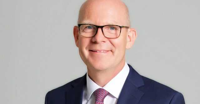 Horst Schmidt, Vorstandschef Donner & Reuschel