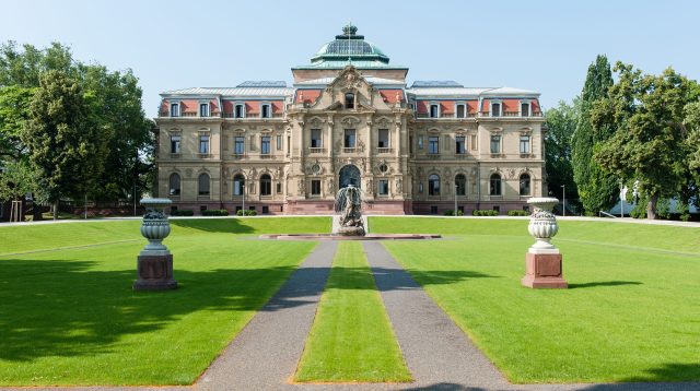 Erbgroßherzogliches Palais: Hauptgebäude des Bundesgerichtshofs in Karlsruhe.