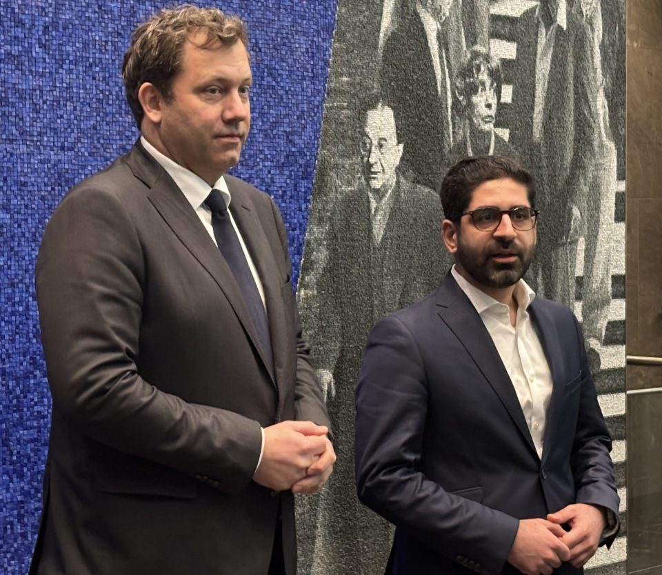 Bundesfinanzminister Lars Klingbeil und sein hessischer Amtskollege Kaweh Mansoori