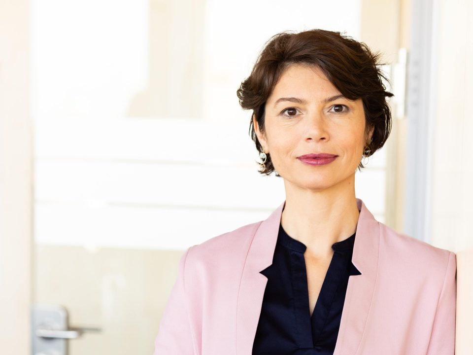 Bankchefin Aysel Osmanoglu baut die GLS Bank zu einem genossenschaftlichen Riesen aus.