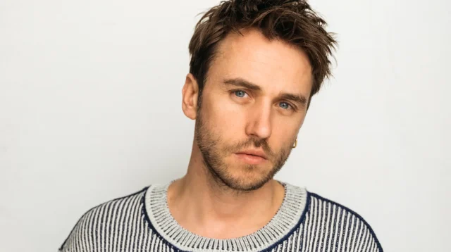 Mitgliederbindung in Ostwestfalen: Der Sänger Clueso singt im Juli für die Mitglieder der Verbundvolksbank OWL.