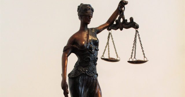 Wer bestimmt, wann Justitia bemüht wird?