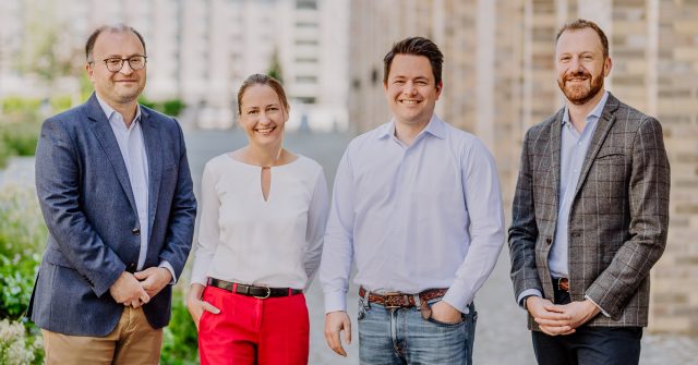 Der Raisin-Vorstand (v.l.n.r.): Firmenchef Tamaz Georgadze, Kundenvorständin Katharina Lüth, COO Michael Stephan und Finanzvorstand Frank Freund