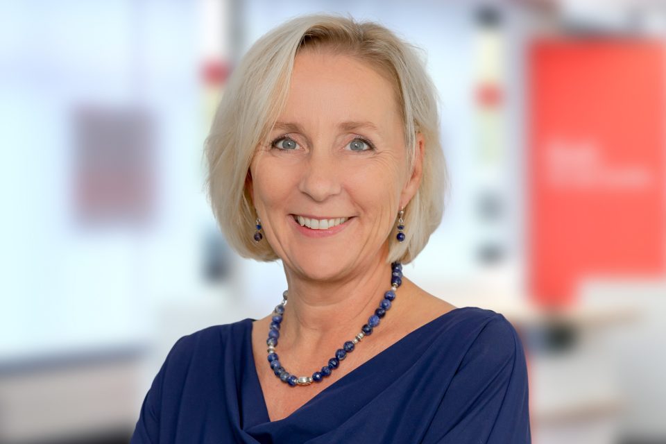 Rita Markus-Schmitz, stellvertretendes Vorstandsmitglied der Kreissparkasse Köln, verantwortet u.a. das Private Banking.