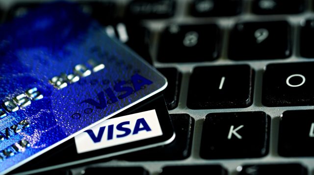 Zahlungen werden digitaler und strenger überwacht