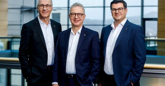 Der Vorstand der Volksbank Köln Bonn (v.l.): Volker Klein, Jürgen Pütz (Vorstandsvorsitzender), Jürgen Neutgens.