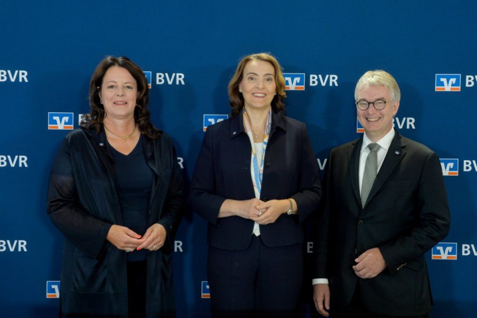 Der Vorstand des BVR (v.l.): Tanja Müller-Ziegler, Marija Kolak (Präsidentin) und Daniel Quinten.