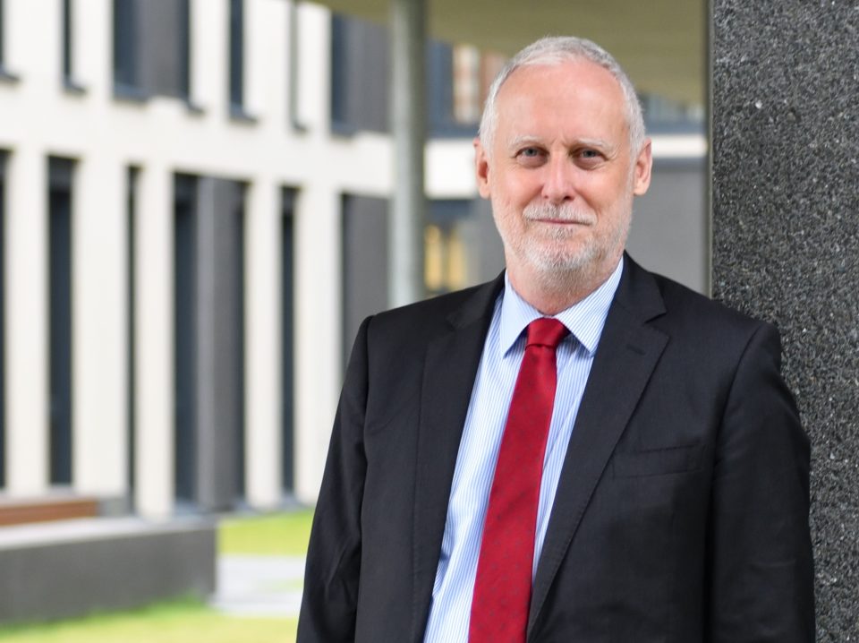 Daniel Thelesklaf, Leiter der deutschen Financial Intelligence Unit, mahnt Banken zur Kooperation.
