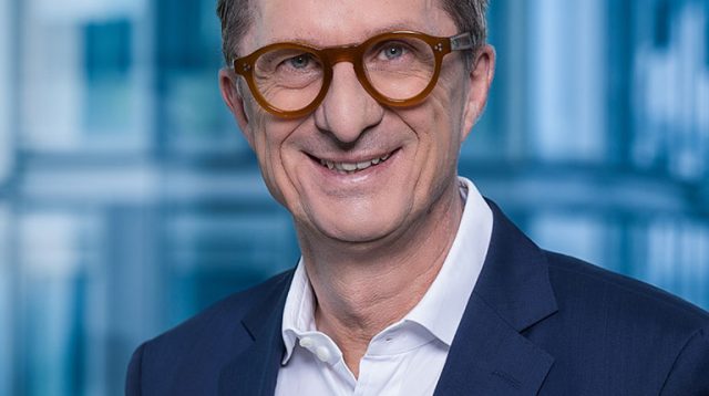 Oliver Behrens, CEO von Flatexdegiro.