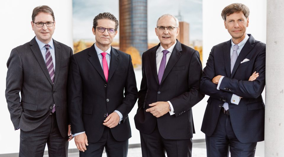 Der Vorstand der Volksbank Brawo (v.l.n.r.): Lars Berkefeld (Sprecher), Carsten Ueberschär, Jürgen Wache (designierter Vorsitzender) und Heiner Arnoldi.