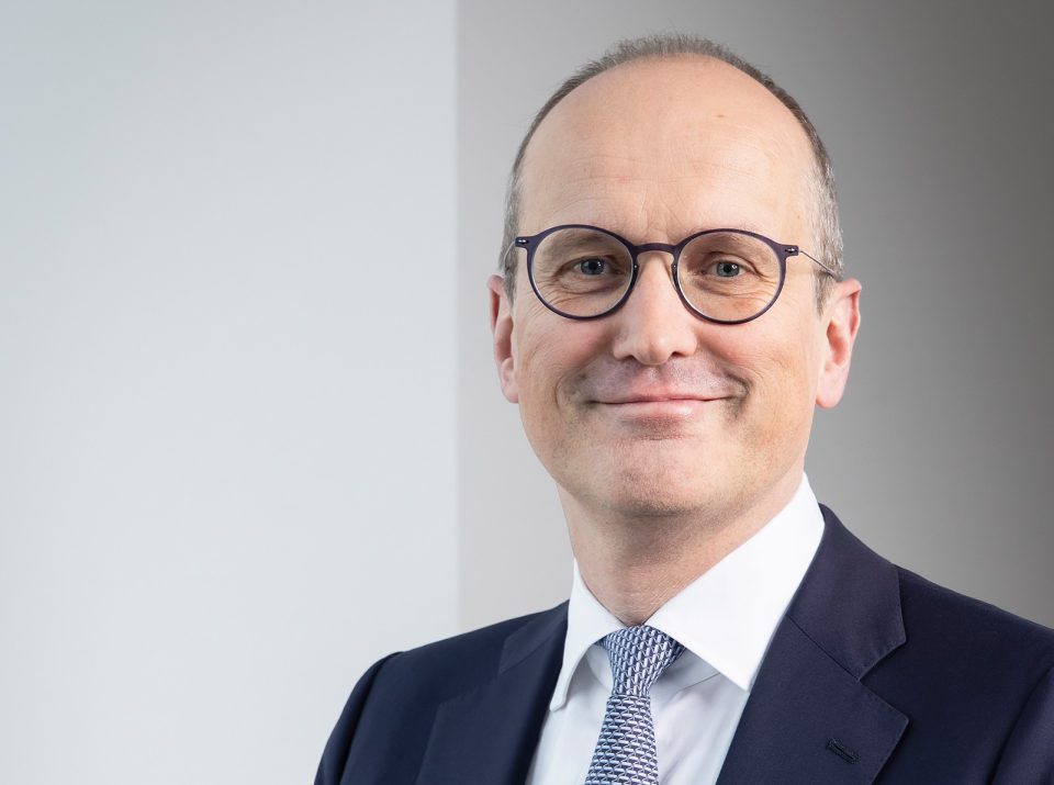 Volker Alt, Chef der Sparkasse Hannover, hat sich mit Übernahme der strauchelnden Stadtsparkasse Burgdorf als Aufräumer gezeigt. In Kürze wechselt er zum DSGV.