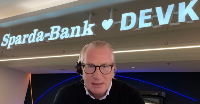 Florian Hagemann, Leiter Bankenvertrieb der DEVK, im Online-Interview.