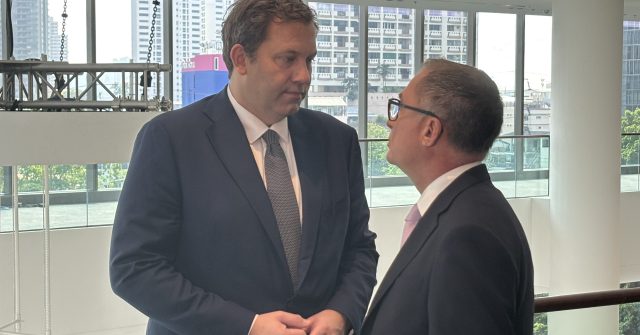 Finanzminister Lars Klingbeil und Bundesbank-Präsident Joachim Nagel in Bangkok